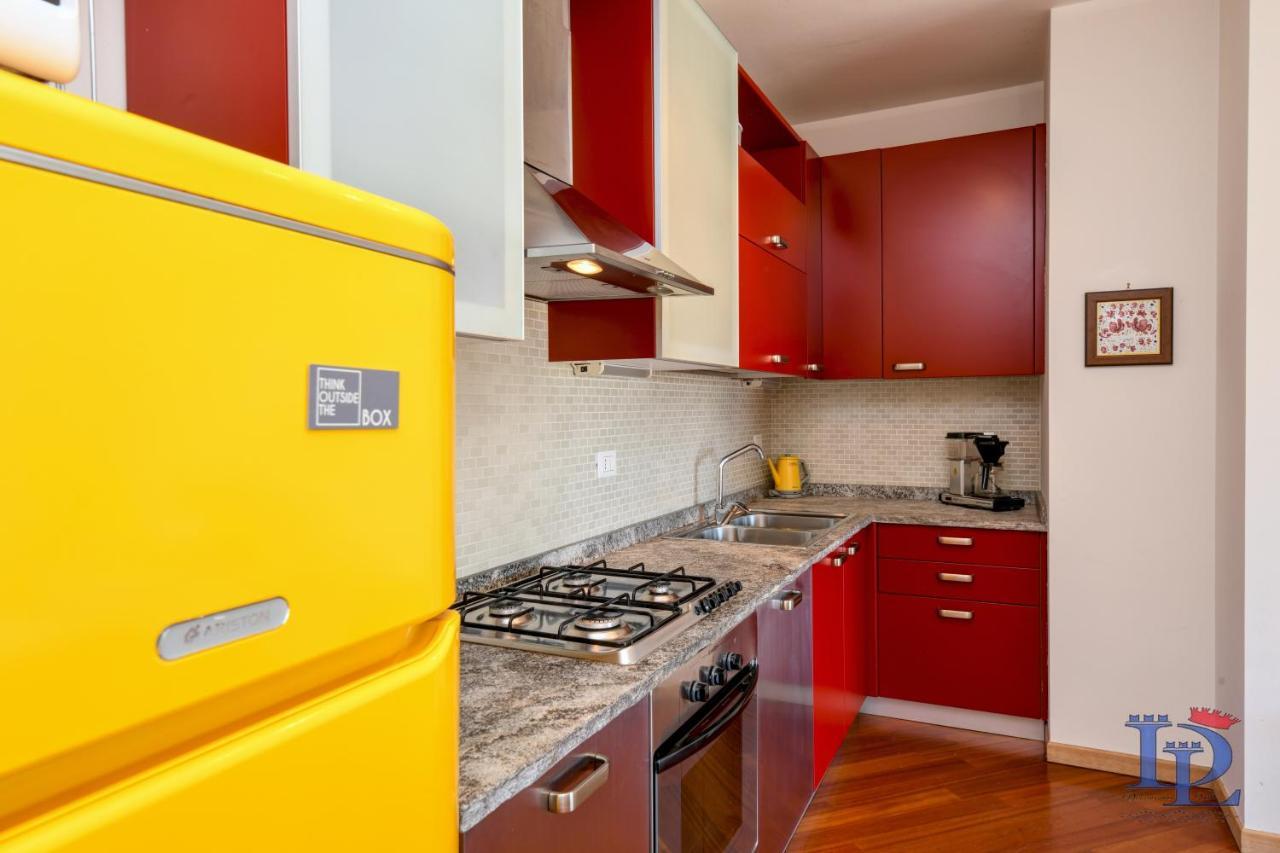 Desenzanoloft Official Partner Marriott Homes & Villas -Butterfly And 5 Pools Family Apartment Desenzano del Garda Exteriör bild